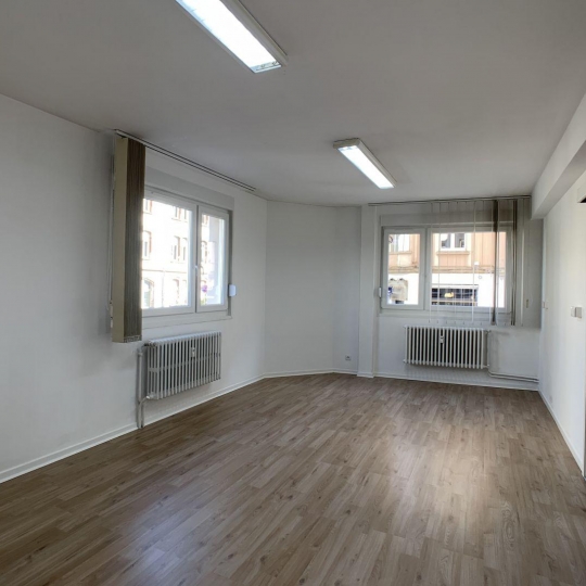  CABINET DE L'ILE : Office | METZ (57000) | 95 m2 | 1 020 € 