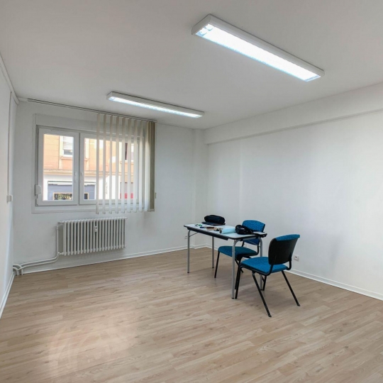  CABINET DE L'ILE : Office | METZ (57000) | 95 m2 | 1 020 € 